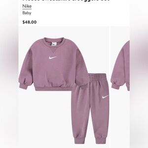 NWT toddler Nike sweatsuit